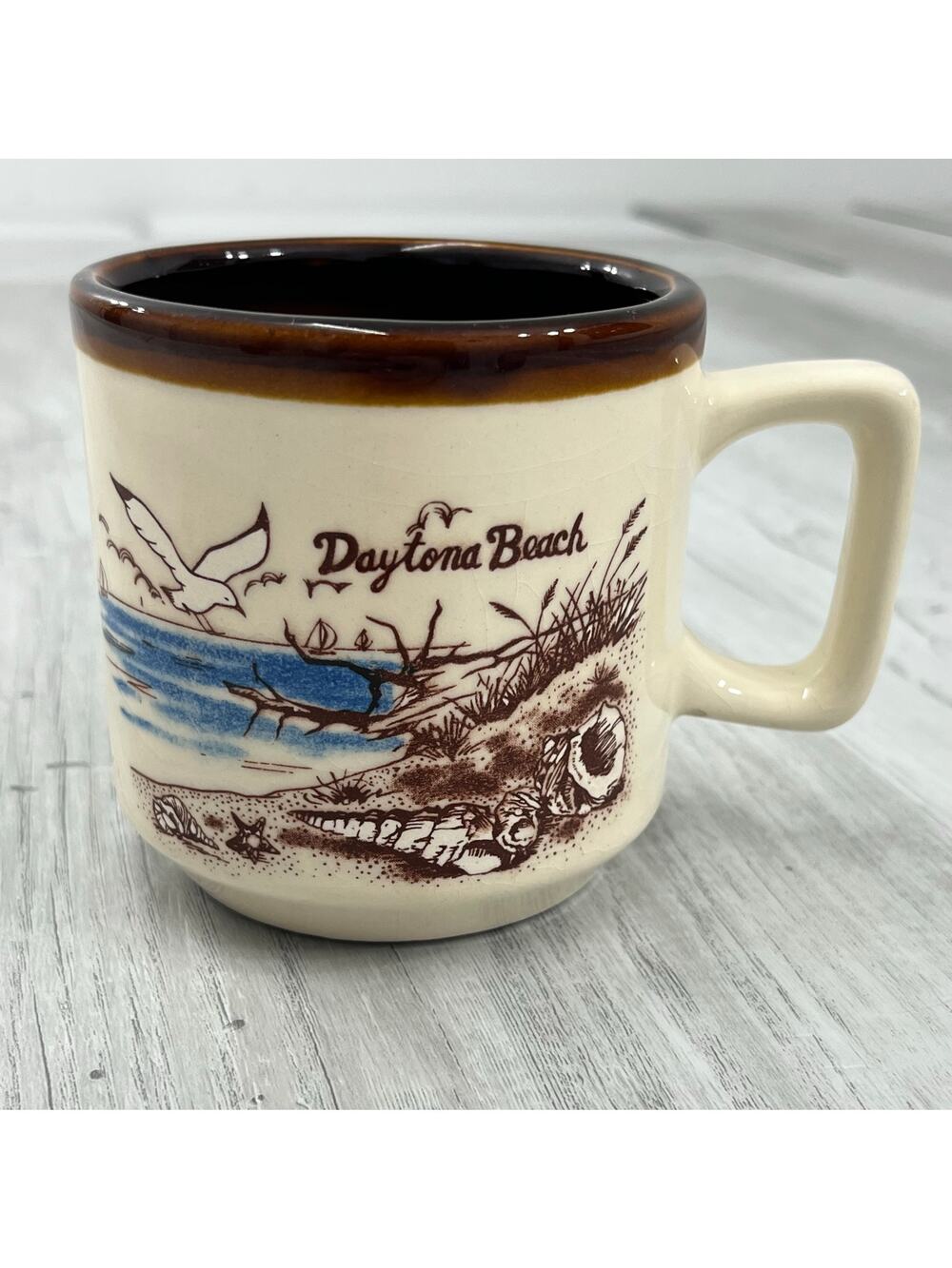 Vintage Daytona Beach Brown 70s Souvenir Seagull Boat Scene Coffee Tea Mug Cup